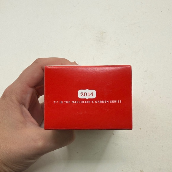 Hallmark Christmas Ornament Simple Gifts Marjolein Garden Flower Can Collectible - Picture 4 of 9